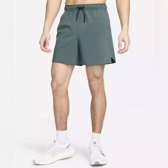 Nike Unlimited Dri-Fit 5” Unlined Versatile Shorts Sz S - Picture 2 of 5